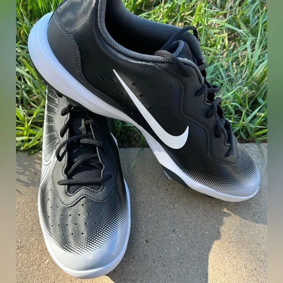 Nike | Shoes | Nike Diamond Baseball Cleats New Metal Cleats  display picture 1
